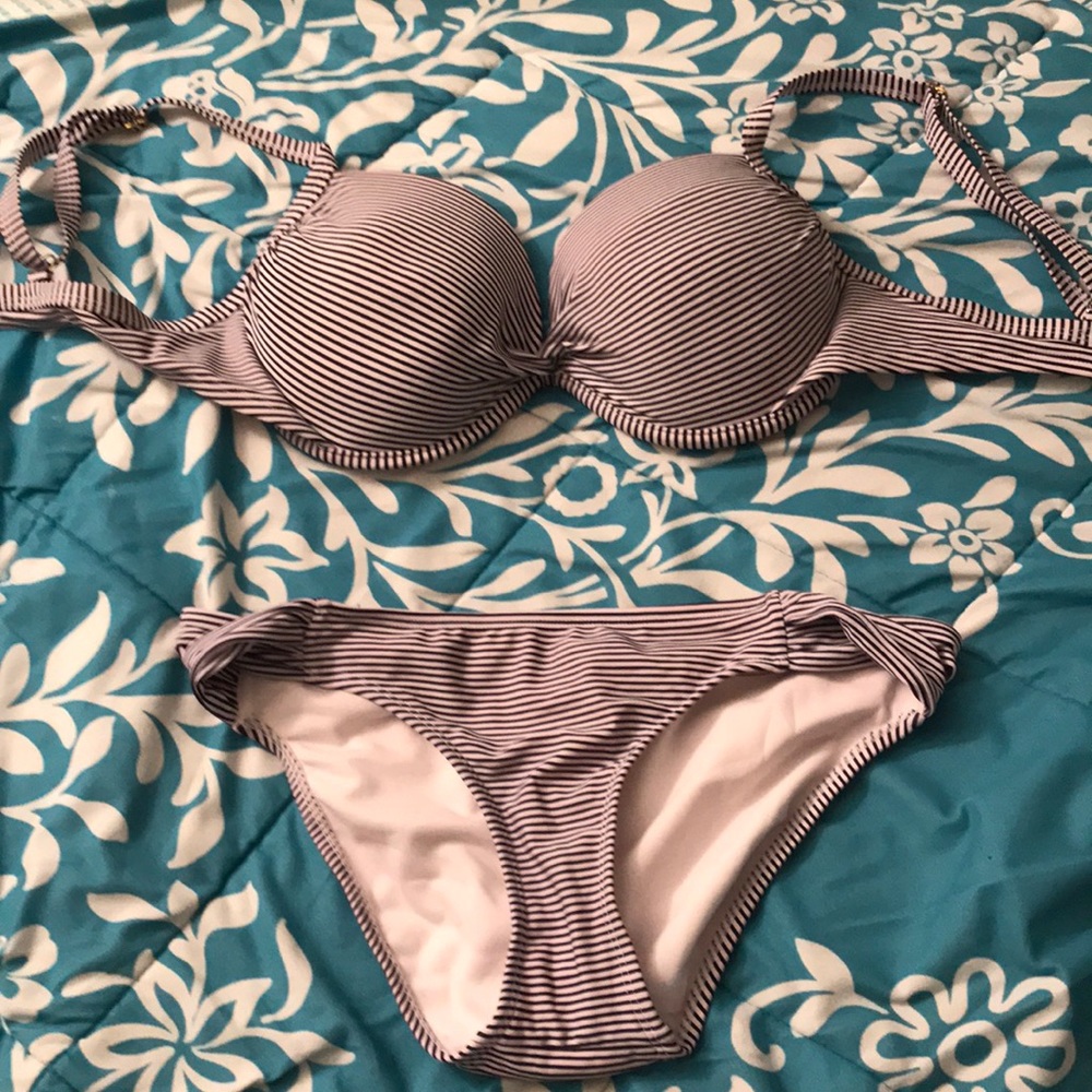 Black and white striped Bikini